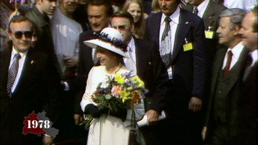 Elizabeth II and Queen visit Berlin